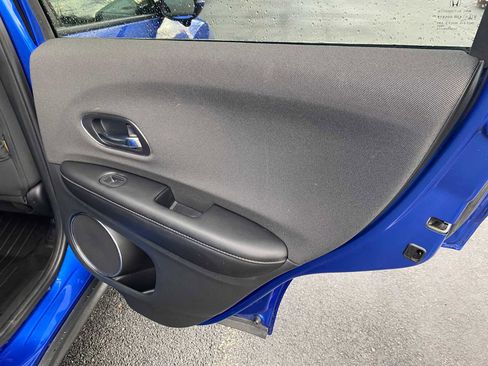 Used 2022 Honda HR-V EX image 35