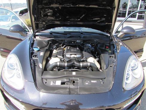 Used 2013 Porsche Cayenne Turbo AWD/4WD image 36