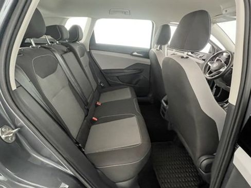 Used 2024 Volkswagen Taos S image 44