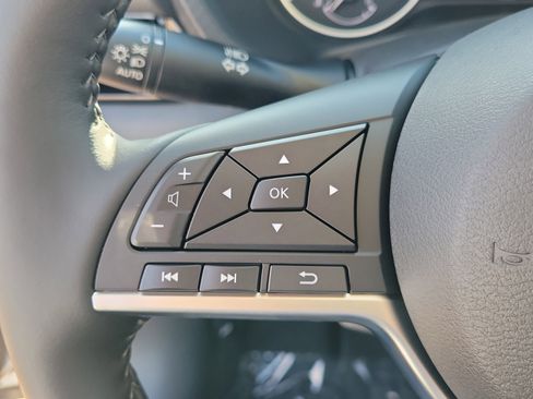 Certified 2025 Nissan Sentra SV w/ All-Weather Package FWD image 27