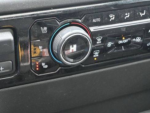 Used 2024 Chevrolet Silverado 3500 High Country w/ Technology Package image 25