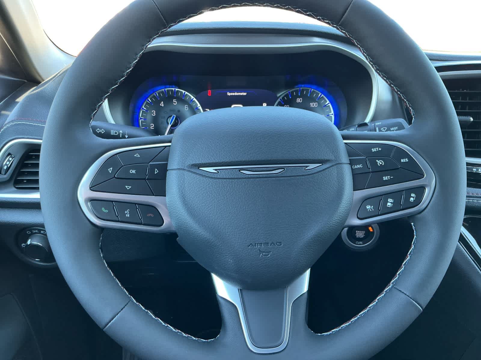 New 2027 Chrysler Pacifica Select AWD/4WD image 12