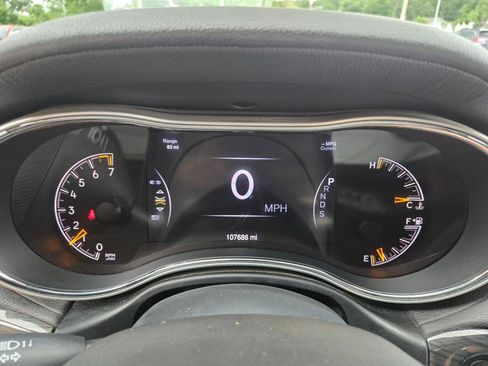 Used 2015 Jeep Grand Cherokee High Altitude AWD/4WD image 14