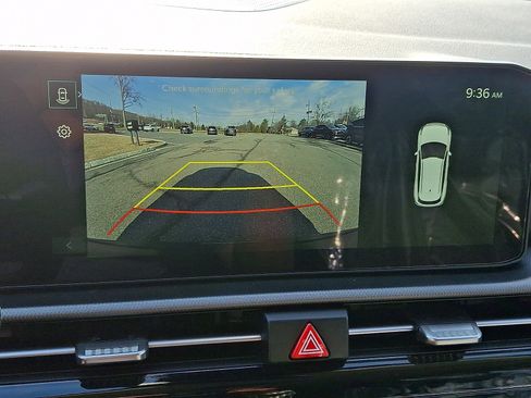 New 2026 Kia Sportage LX image 17