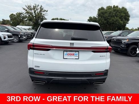 Certified 2025 Buick Enclave Preferred FWD image 5