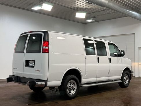 Used 2024 GMC Savana 2500 w/ Driver Convenience Package image 28