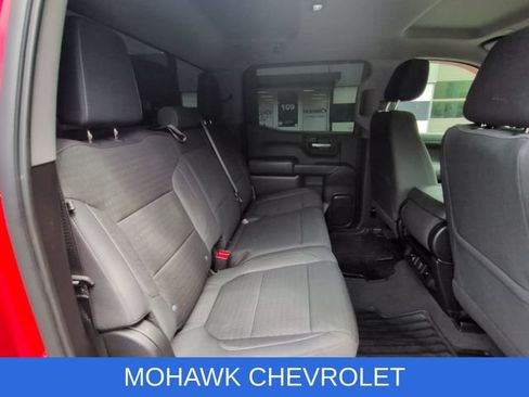 Used 2021 Chevrolet Silverado 1500 LT AWD/4WD image 27
