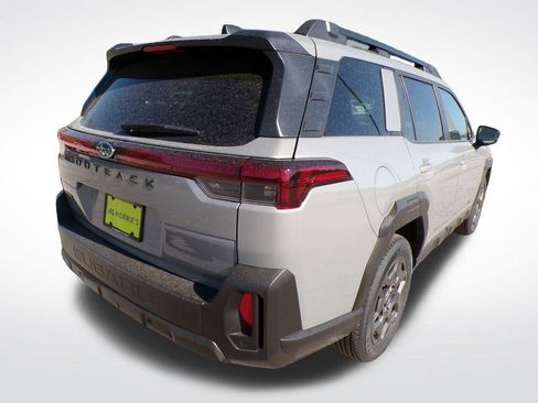 Used 2026 Subaru Outback Premium AWD/4WD image 6
