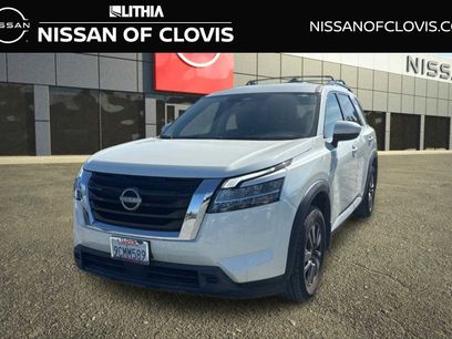 Used 2022 Nissan Pathfinder SV