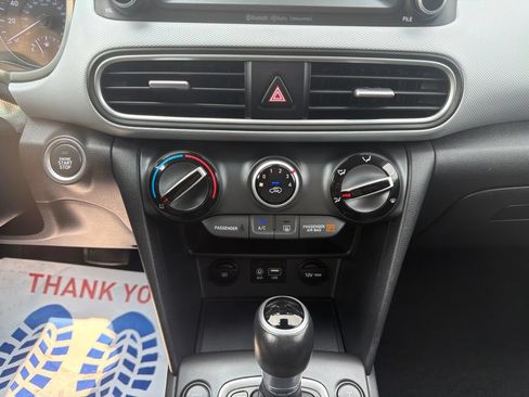 Used 2020 Hyundai Kona SEL AWD/4WD image 18