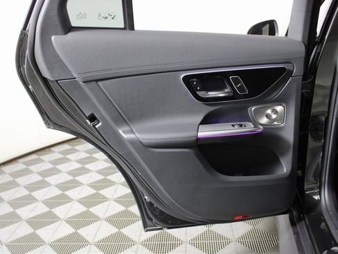 Used 2026 Mercedes-Benz GLC 300 4MATIC image 26