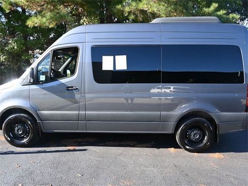 Used 2025 Mercedes-Benz Sprinter 2500 image 8