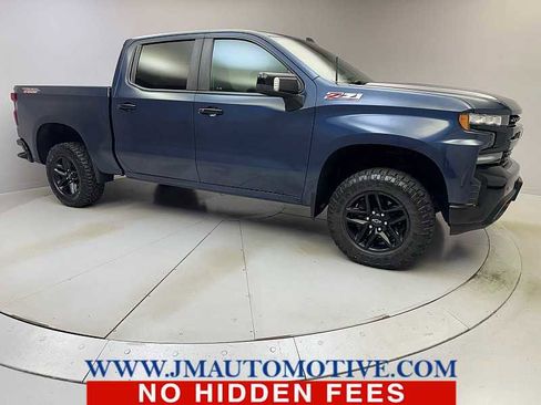 Used 2022 Chevrolet Silverado 1500 LT Trail Boss w/ LT Trail Boss Premium Package image 7