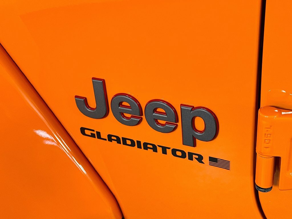 Used 2025 Jeep Gladiator Rubicon AWD/4WD image 28