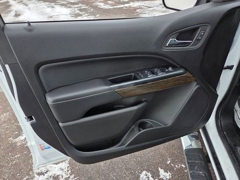 Used 2019 GMC Canyon Denali image 13