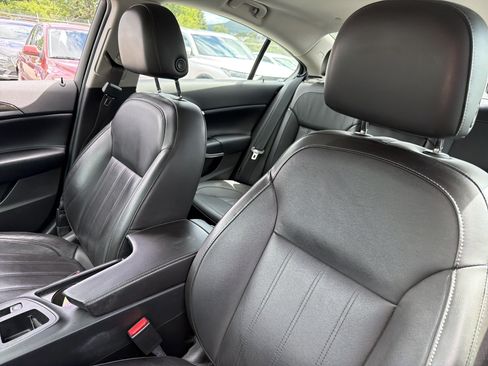 Used 2016 Buick Regal Premium AWD/4WD image 9
