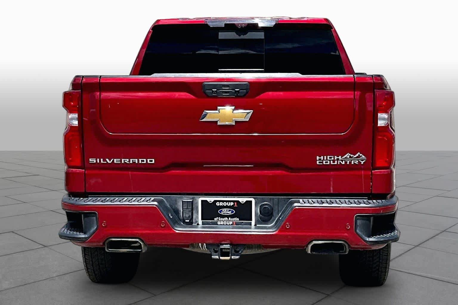 Used 2021 Chevrolet Silverado 1500 High Country w/ Technology Package AWD/4WD image 4