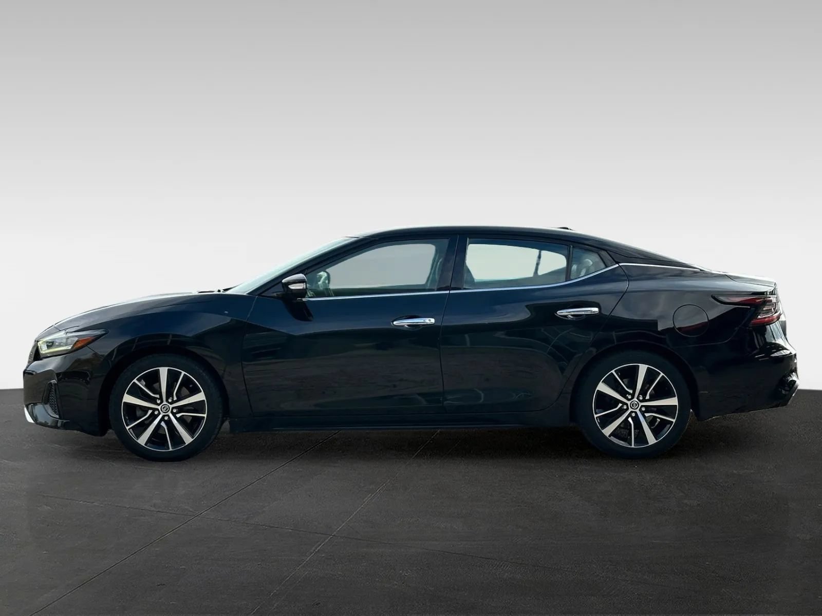 Used 2021 Nissan Maxima 3.5 SV w/ Floor Mat Group FWD image 4