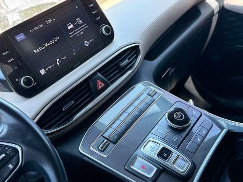 Used 2022 Hyundai Santa Fe SEL w/ Convenience Package image 26