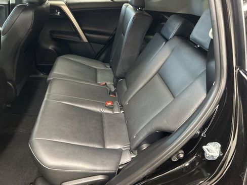 Used 2014 Toyota RAV4 Limited image 24