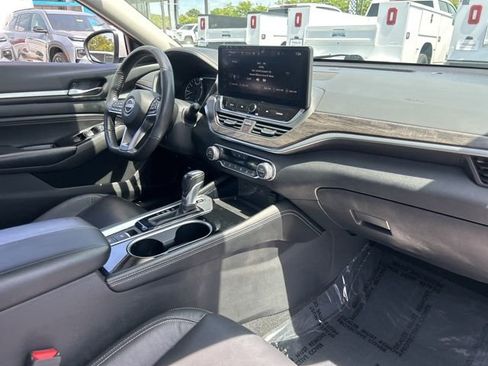 Used 2023 Nissan Altima 2.5 SL image 33
