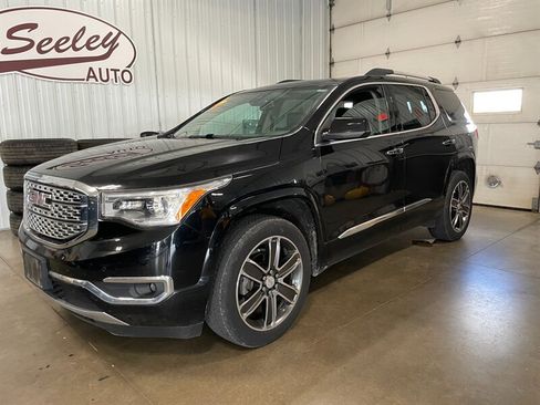 Used 2017 GMC Acadia Denali w/ Technology Package AWD/4WD image 2