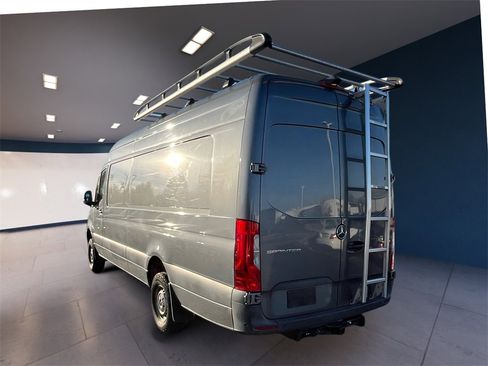 Used 2019 Mercedes-Benz Sprinter 4x4 170 image 3