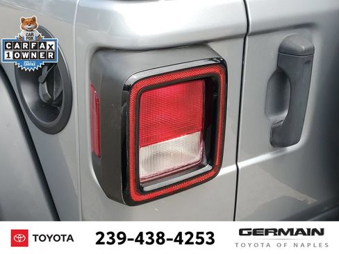 Used 2021 Jeep Wrangler Unlimited Sport AWD/4WD image 17