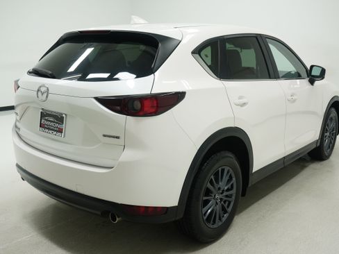 Used 2020 MAZDA CX-5 Touring FWD image 4