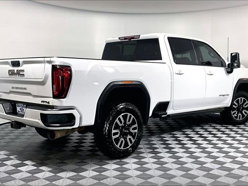 Used 2023 GMC Sierra 2500 AT4 w/ AT4 Premium Plus Package AWD/4WD image 12