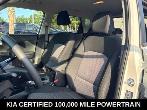 Certified 2025 Kia Soul S FWD image 9