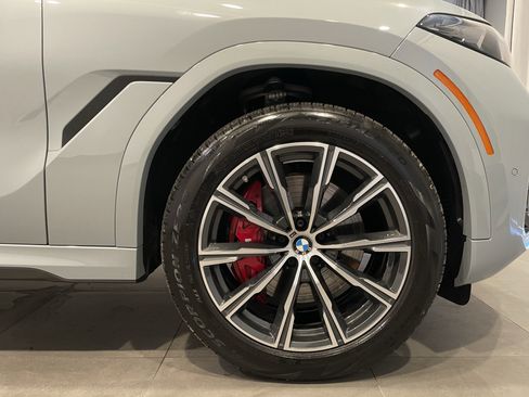 Used 2026 BMW X6 xDrive40i w/ Executive Package AWD/4WD image 10