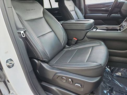 Used 2023 GMC Yukon Denali w/ Denali Reserve Package AWD/4WD image 20