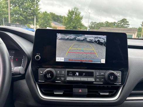 Used 2025 Toyota Grand Highlander FWD image 18