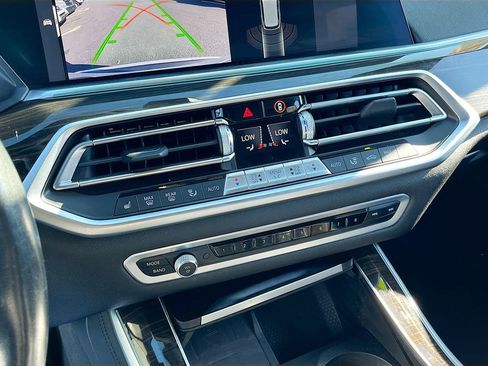 Used 2019 BMW X5 xDrive40i w/ Premium Package 2 image 16