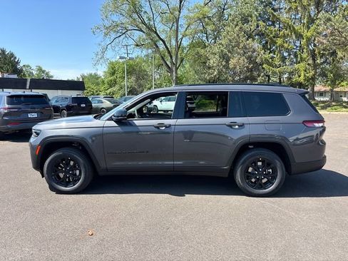 New 2026 Jeep Grand Cherokee L 4WD image 3