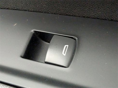 Used 2023 Chevrolet Silverado 2500 Custom w/ Custom Value Package image 30