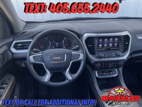 Used 2023 GMC Acadia SLE w/ Driver Convenience Package image 16