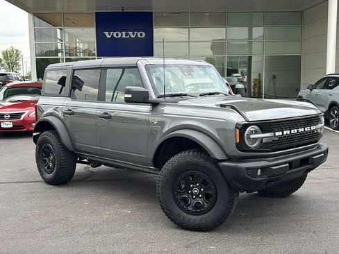 Used 2022 Ford Bronco Wildtrak AWD/4WD image 2