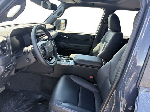 Used 2026 Toyota Land Cruiser AWD/4WD image 11