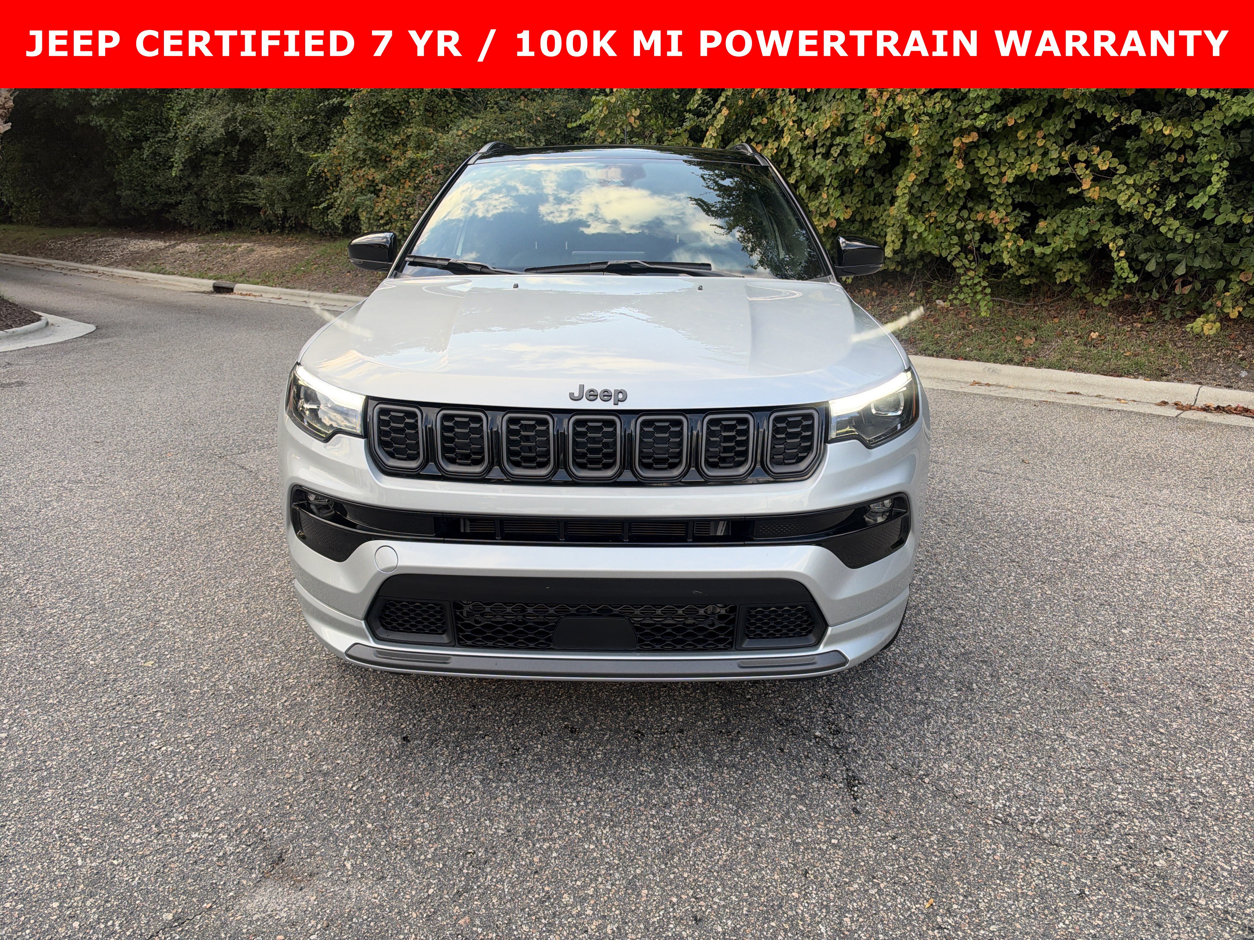 Used 2025 Jeep Compass Limited w/ High Altitude Package AWD/4WD image 3