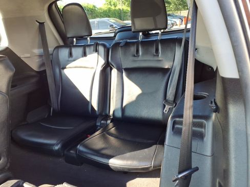 Used 2012 Toyota Highlander SE w/ Tow Pkg AWD/4WD image 16