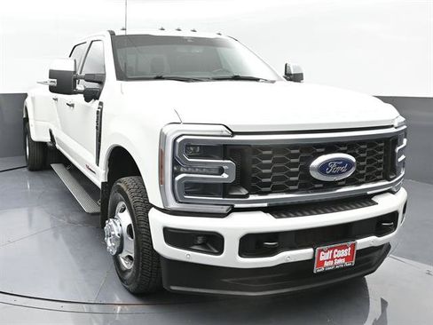 Certified 2024 Ford F350 Platinum AWD/4WD image 3