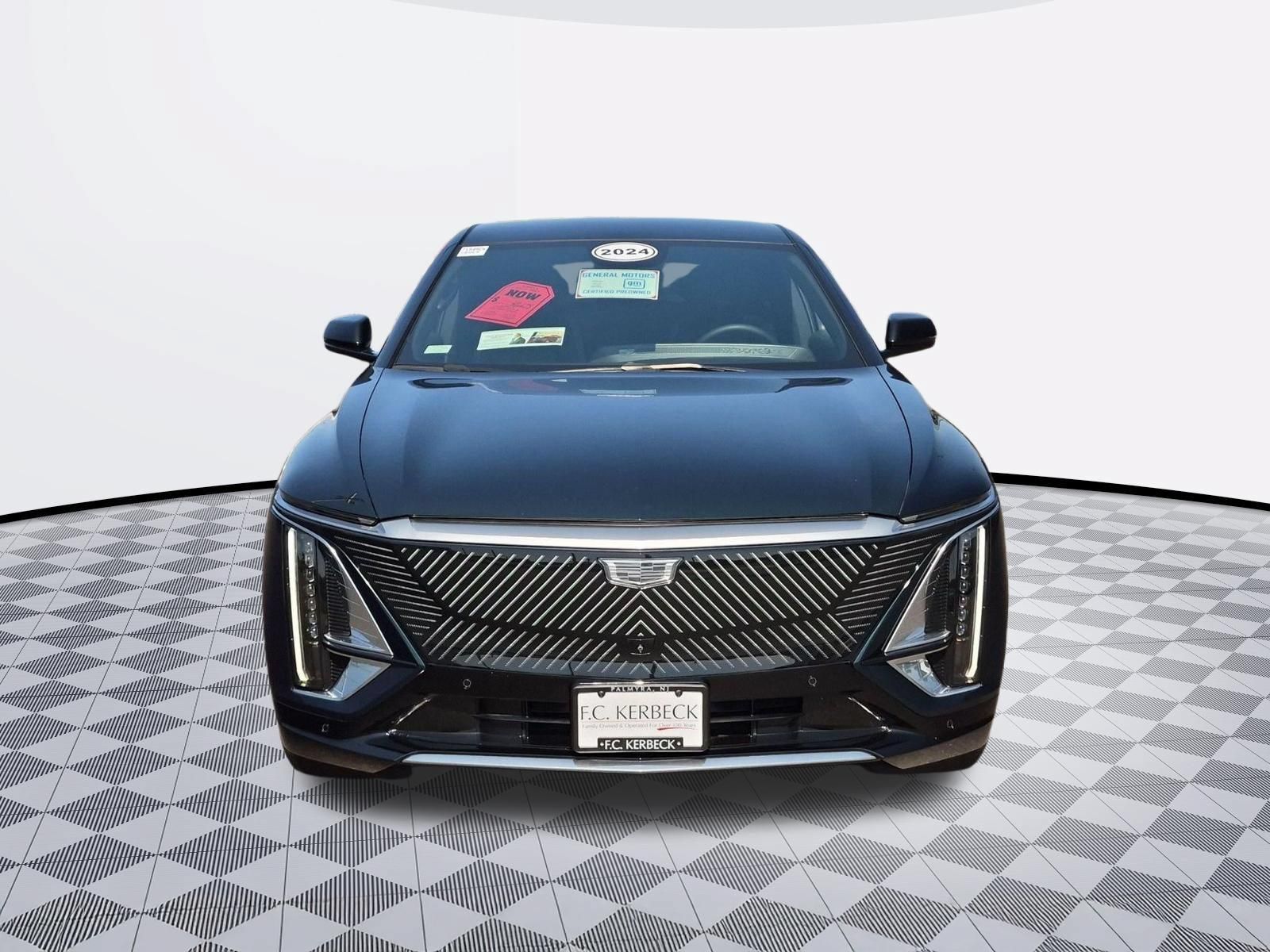 Certified 2024 Cadillac Lyriq Tech w/ Driver Assist Package AWD/4WD image 3