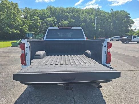 Used 2025 Chevrolet Silverado 2500 Custom w/ Custom Value Package AWD/4WD image 15