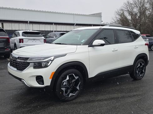 New 2026 Kia Seltos S image 7