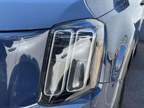 Certified 2023 Kia Telluride EX image 8