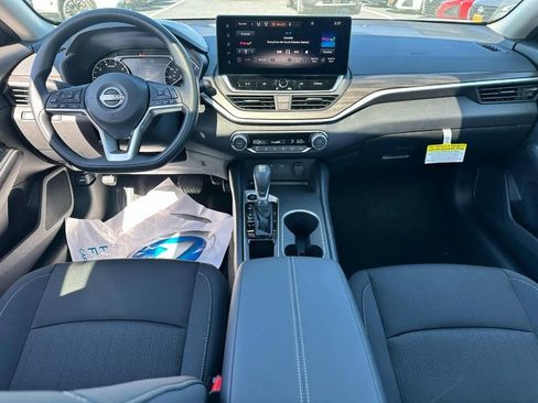 New 2026 Nissan Altima 2.5 SV FWD image 6