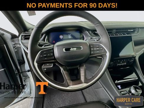 New 2025 Jeep Grand Cherokee Limited w/ Luxury Tech Group II image 14