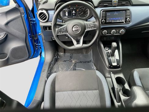 Certified 2023 Nissan Versa SV image 22